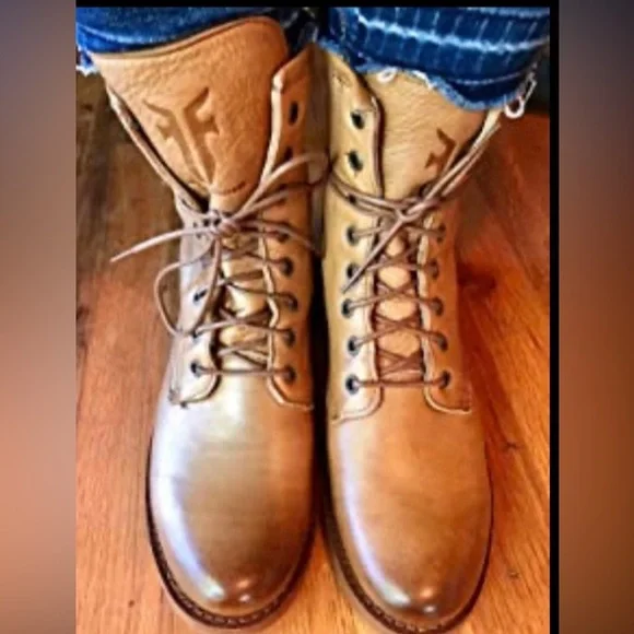 Frye Veronica 76276 Combat Boots in GREAT used condition  
Size 6.5 - Picture 13 of 14